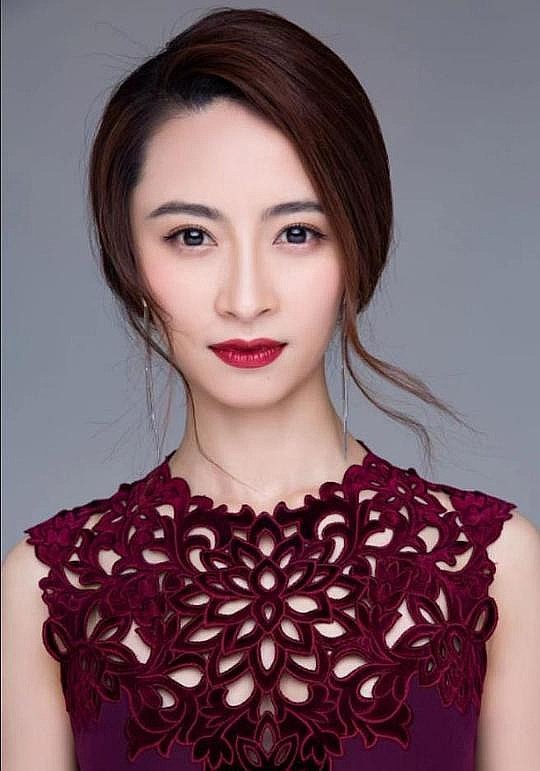 丁榆 Tina Ding照片
