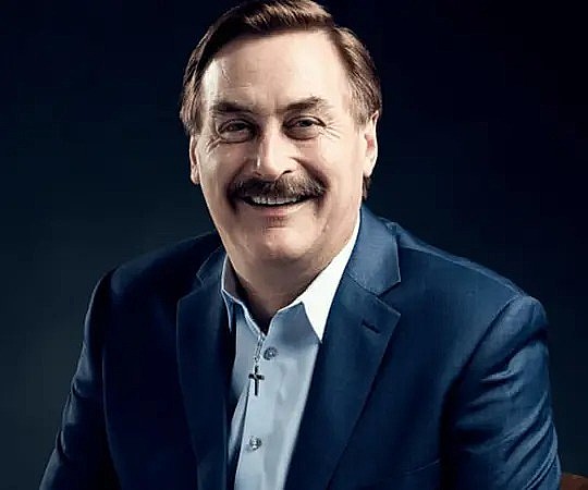 迈克·林德尔 Mike Lindell照片