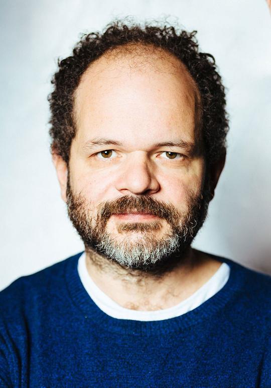 罗德里克·希尔 Roderick Hill照片