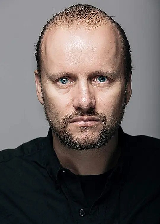 哈尔瓦德·霍尔门 Hallvard Holmen照片