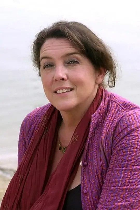贝塔尼·休斯 Bettany Hughes照片