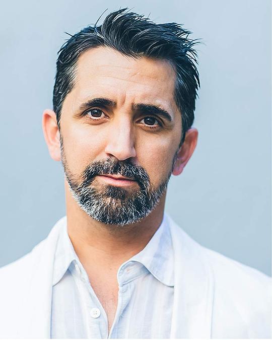 詹姆斯·马迪欧 James Madio照片