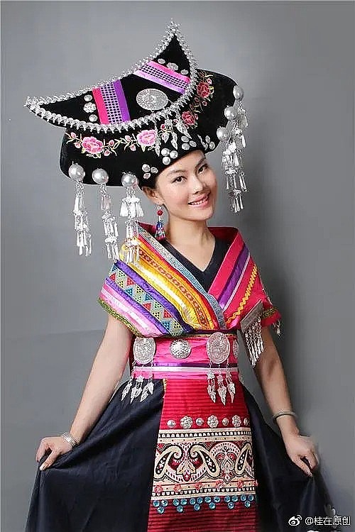 韦晴晴 Qingqing Wei照片