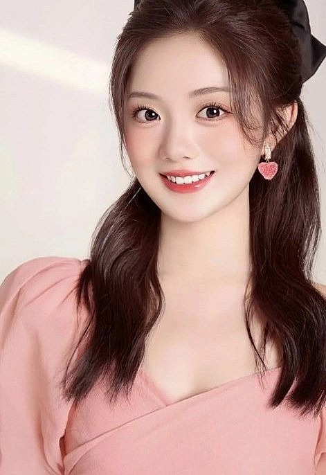 伍怡桥 Yiqiao Wu照片