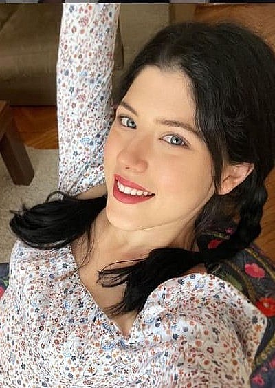 贝伦·德米尔卡亚 Beren Demirkaya照片
