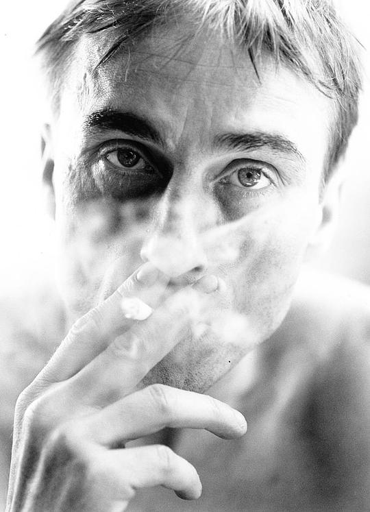 安德烈·赫尼克 André Hennicke照片