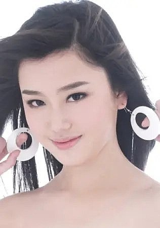 向小乔 Xiaoqiao Xiang照片