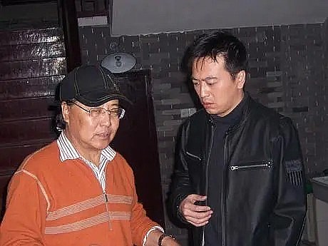 王金声 Jinsheng Wang照片