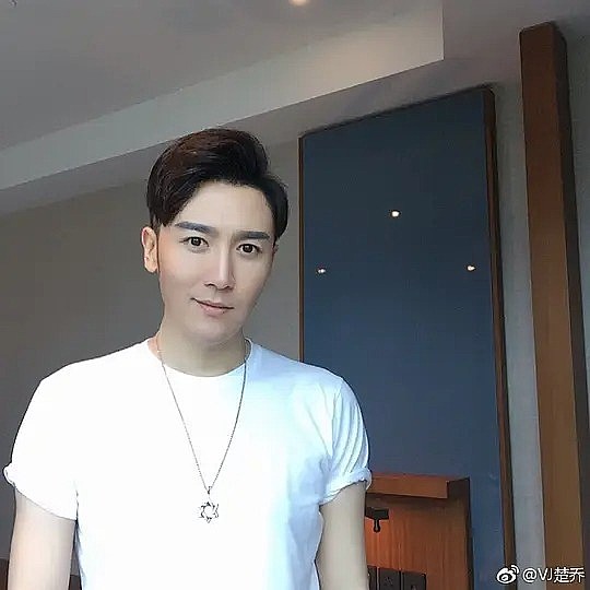 楚乔 Qiao Chu照片