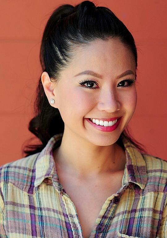 詹妮·特兰 Jenny Tran照片