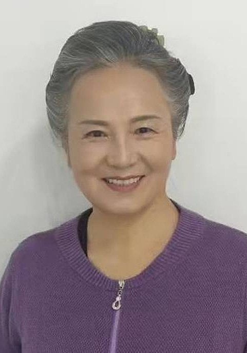 史艳 Yan Shi照片