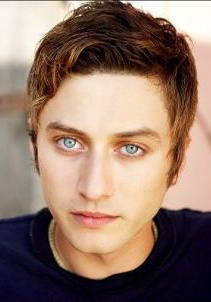 克拉姆·马立基·桑切斯 Keram Malicki-Sánchez照片