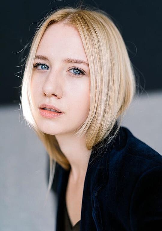 卡特琳娜·布拉奇娜 Kateryna Bratchyna照片