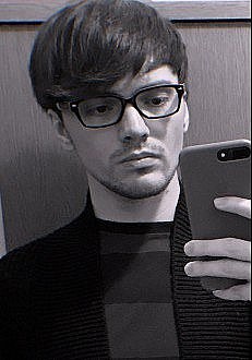 伊利亚·库夫希诺夫 Ilya Kuvshinov照片