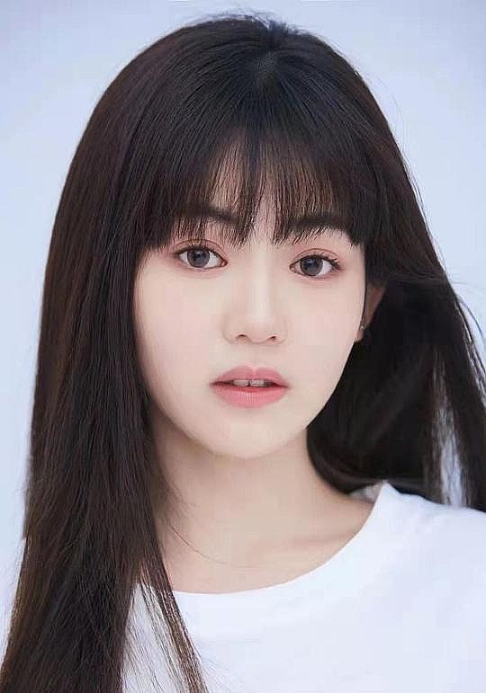 周子歆 Zixin Zhou照片