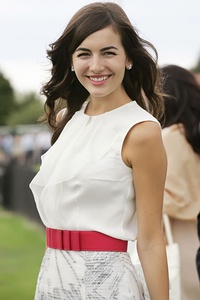 卡米拉·贝勒 Camilla Belle照片