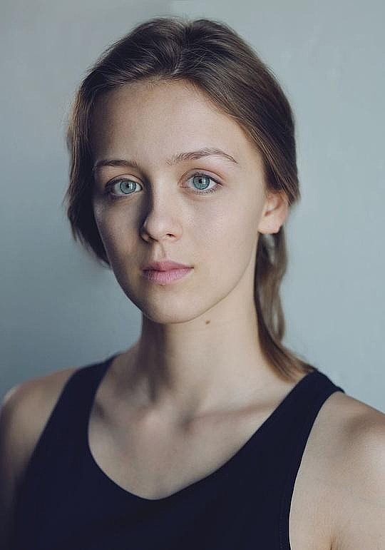 伊莎贝拉·布朗森 Isabella Brownson照片