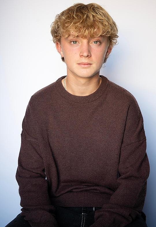 裘德·海兰 Jude Hyland照片