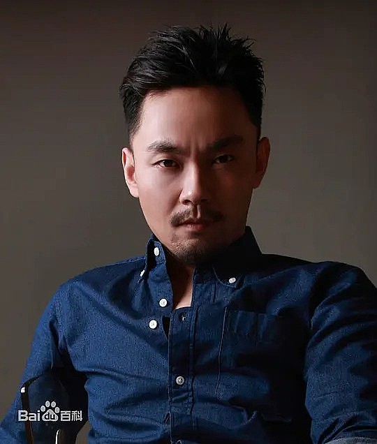 姜毅 Yi Jiang照片