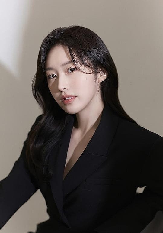 洪宜珍 Hong Eui Jin照片