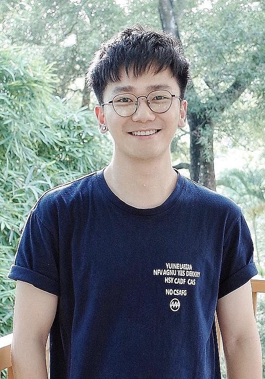 周迪俊 JANCHAU照片