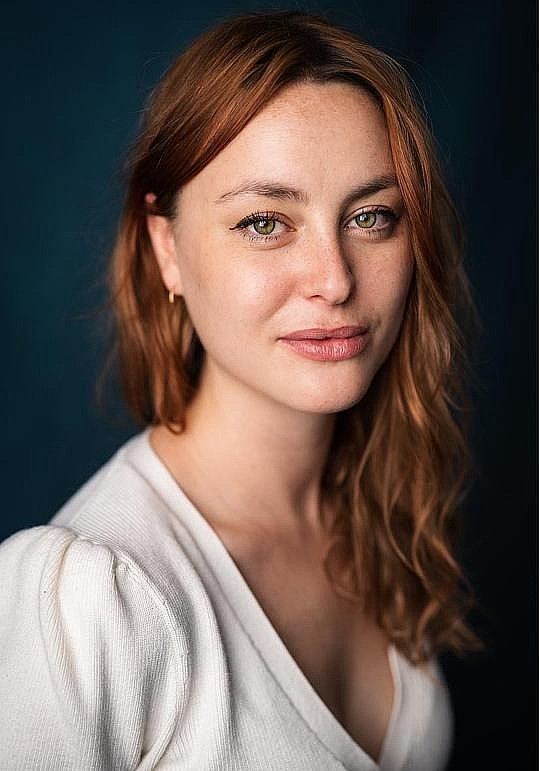 Marina Bye照片