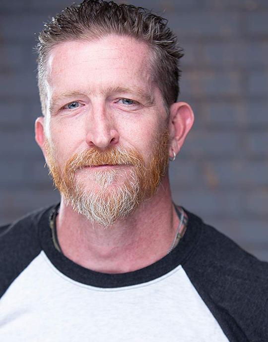 安迪·麦肯济 Andy Mackenzie照片