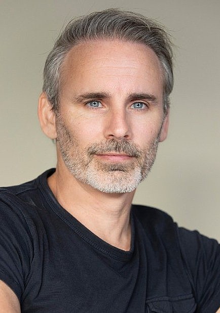 保罗·克利夫 Paul Cleave照片
