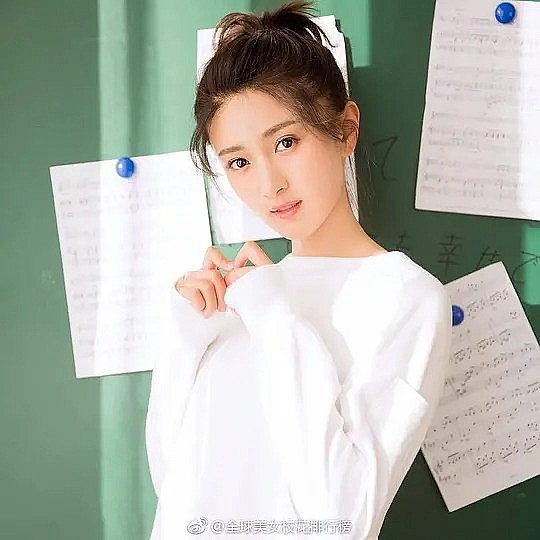 刘美旗 Meiqi Liu照片