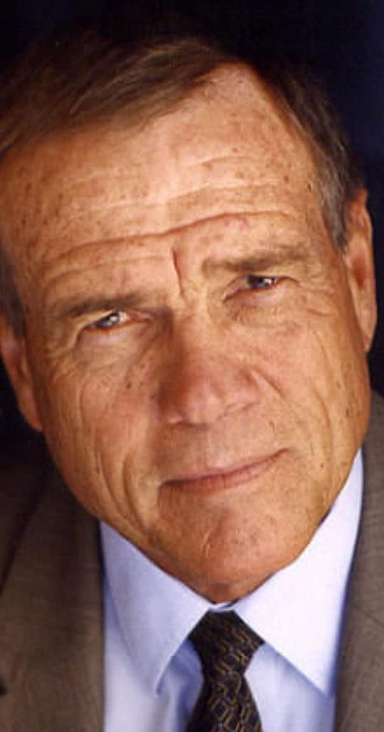 查尔斯·豪尔顿 Charles Howerton照片