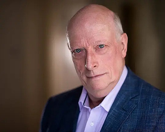 伊恩·巴里特 Ian Barritt照片