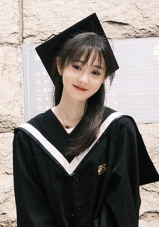 杨滕 Teng Yang照片