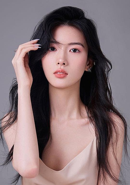 姜钰佳 Yujia Jiang照片