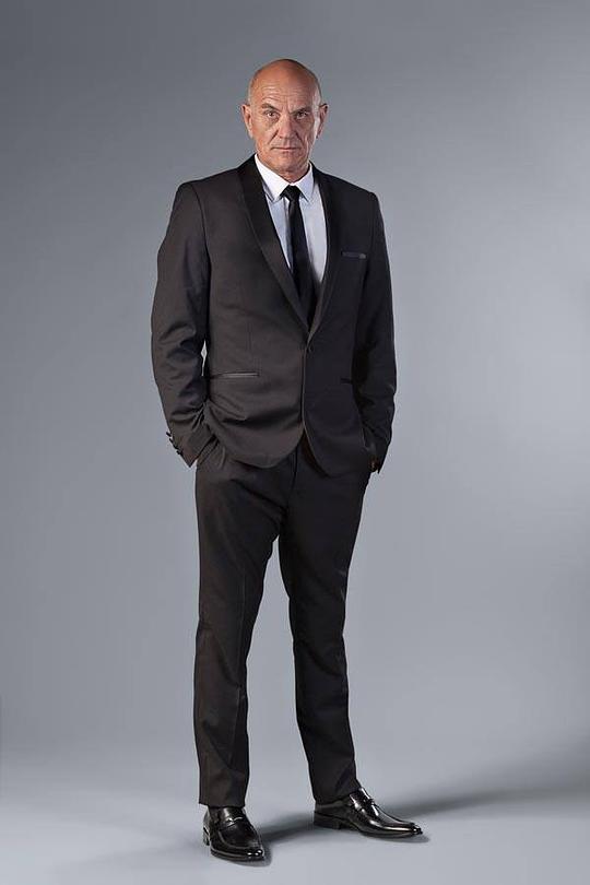 路易斯·米纳尔 Louis Minnaar照片