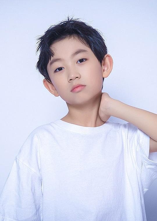 余知远 Zhiyuan Yu照片