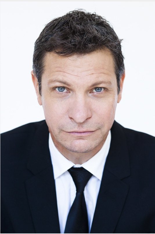 格兰特·斯旺比 Grant Swanby照片