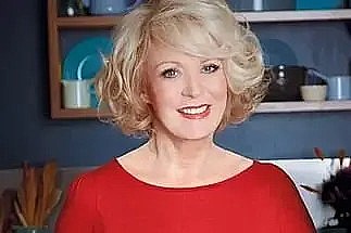 Sherrie Hewson照片