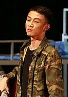 何泽宇 Zeyu He照片