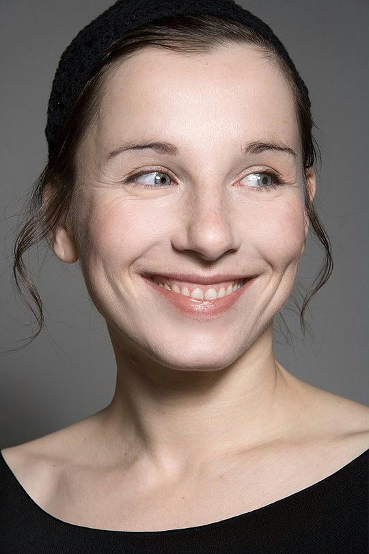 梅雷特·贝克尔 Meret Becker照片