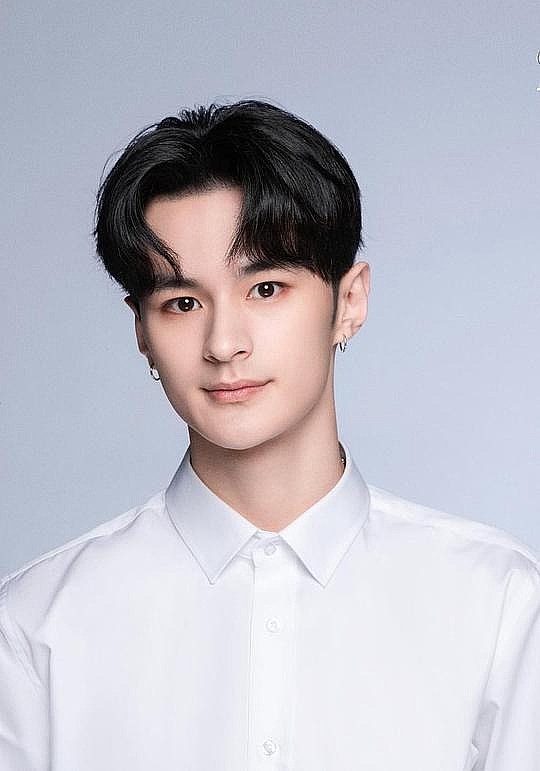 罗奕杰 Bobo Luo照片