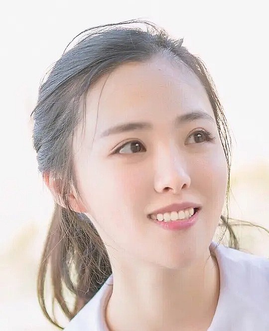 周爽丽 Shuangli Zhou照片