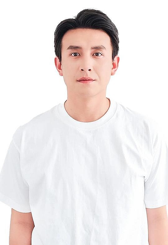 刘萧旭 Xiaoxu Liu照片