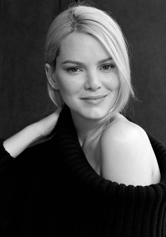 杰茜达·芭瑞特 Jacinda Barrett照片