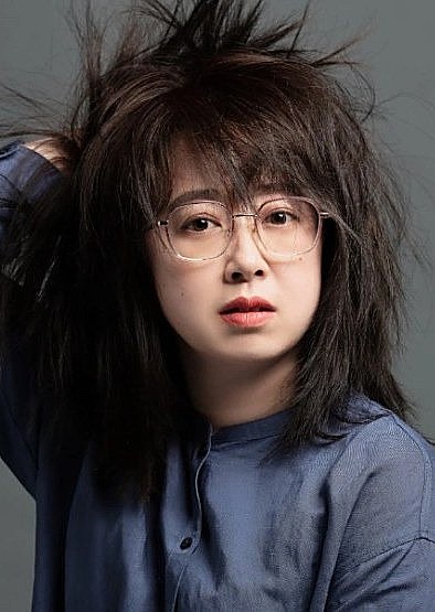 史妍 Yan Shi照片