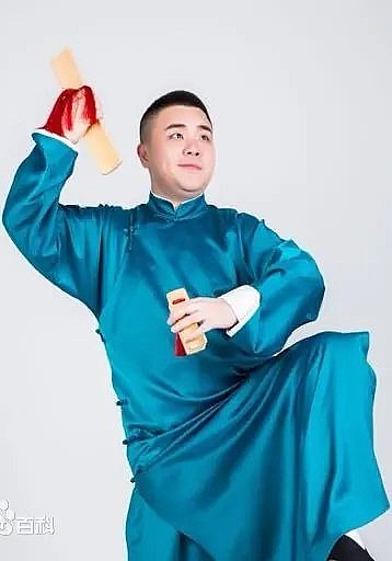 朱鹤松照片
