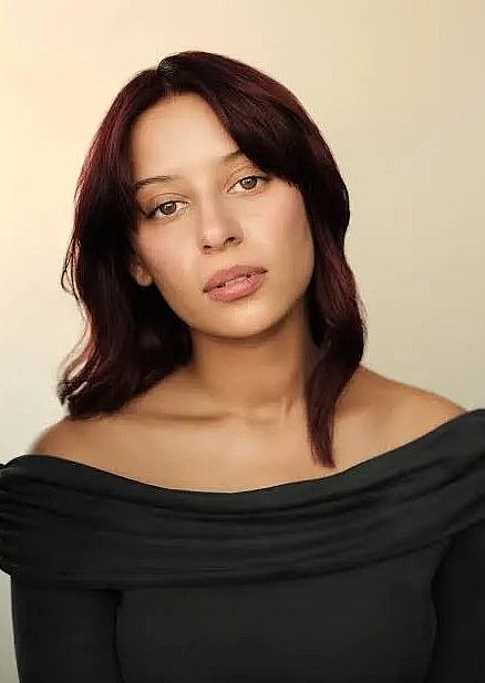 劳伦·莫赖斯 Lauren Morais照片
