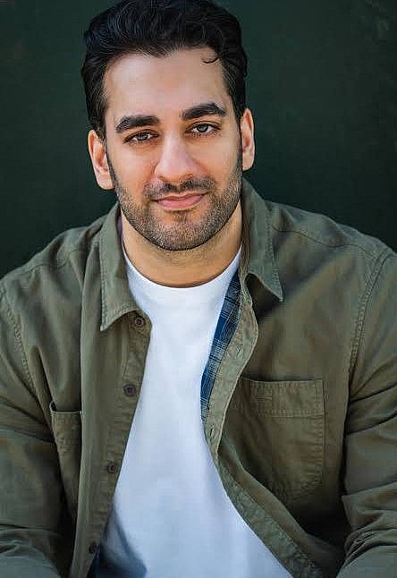 亚当·努拉达 Adam Nurada照片