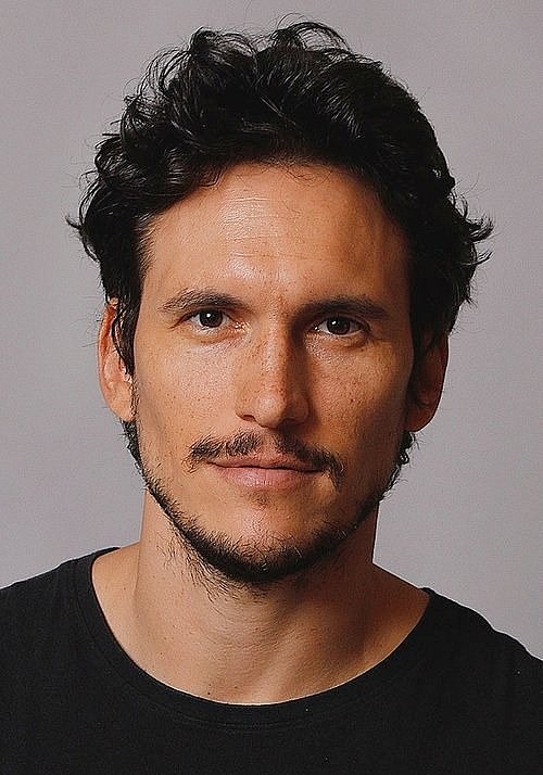 胡安·索里尼 Juan Sorini照片