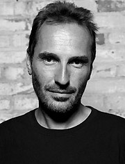 皮托夫 Pitof照片