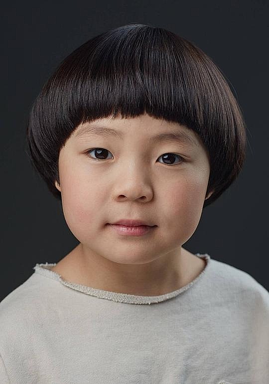 崔子允 Choi Ja-woon照片